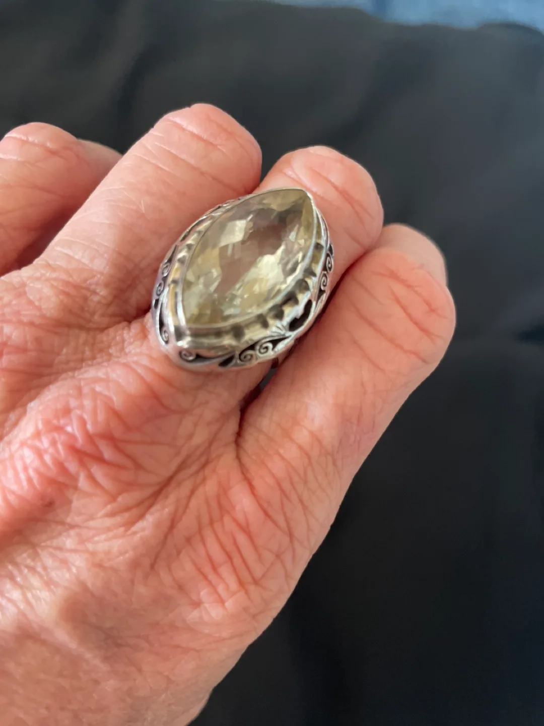 Exquisite Marquise-Cut Statement Ring – Regal Sparkle thumbnail