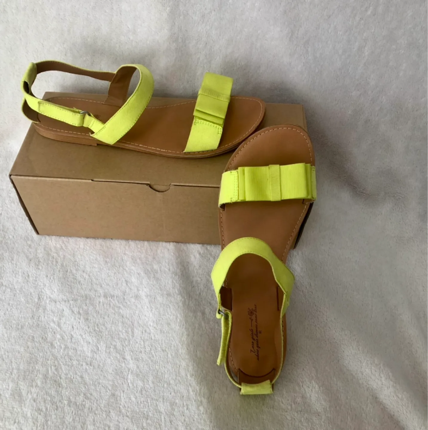 Zara Neon Lime sandals size 6.5 image indicator(2)