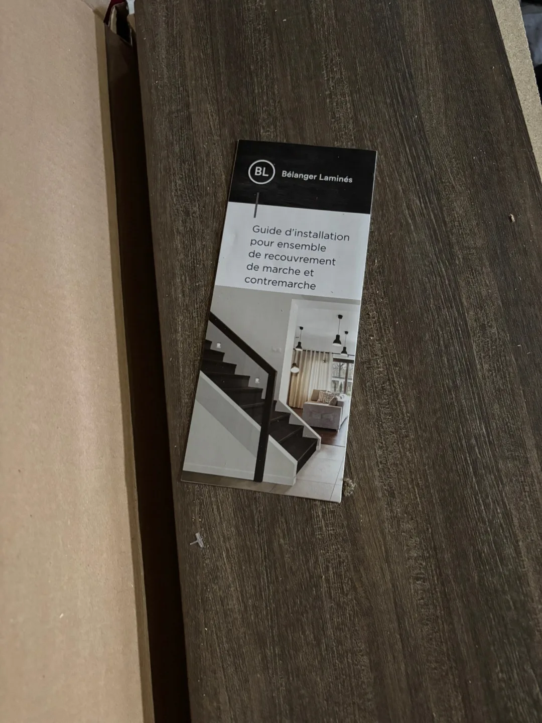 12 boxes : False Tread & Riser Kits image indicator(8)