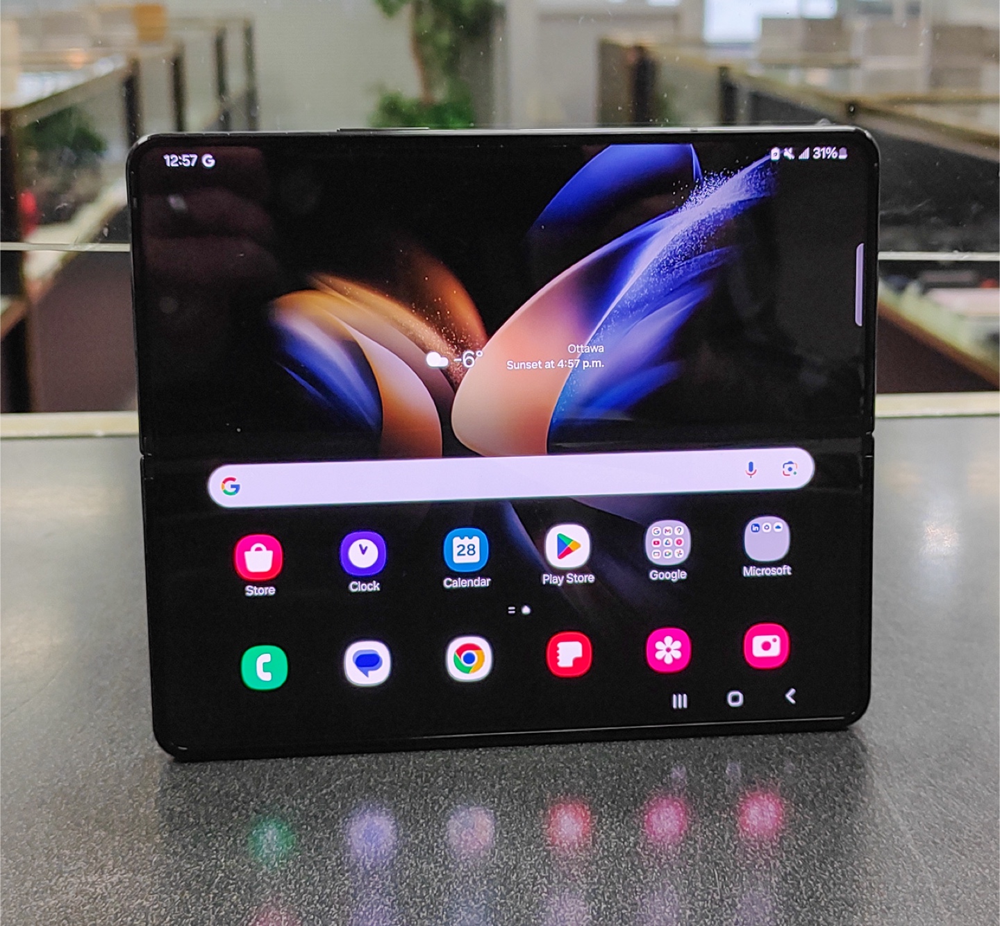Samsung Galaxy Z Fold 4 256GB Phantom Black Unlocked - photo 2