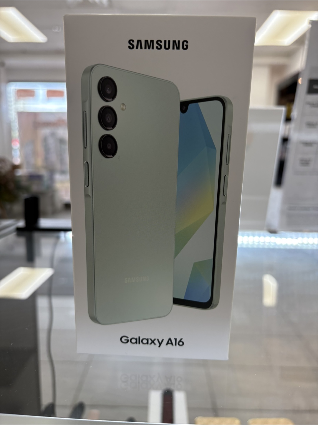 Brand New Samsung Galaxy A16 Smartphone - Light Green