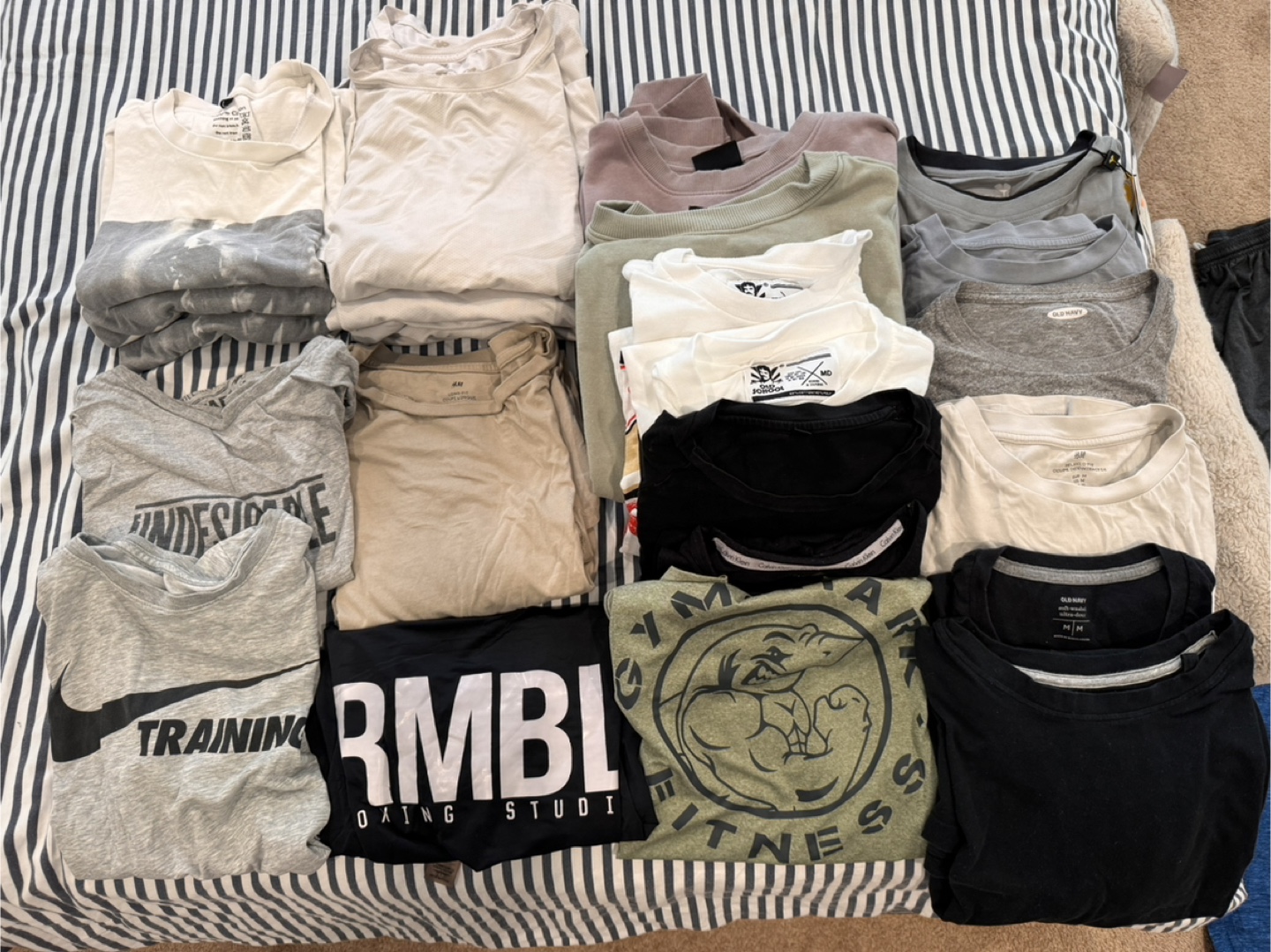 Bulk of Gym Clothes for Sale! Moving Sale - photo 2