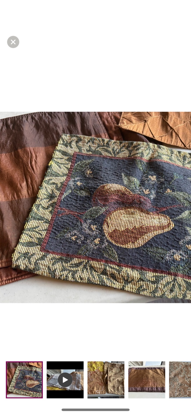 VARIETY OF PLACEMATS 4 FOR $1