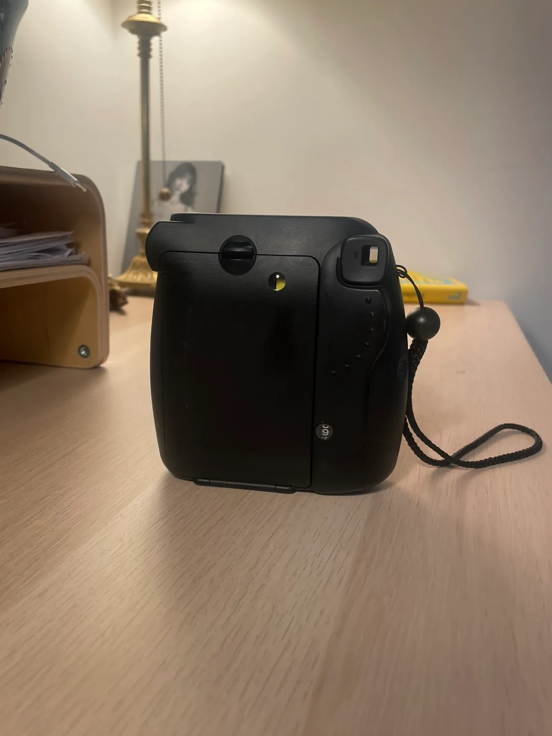 Instax Mini 8 Instant Camera - Black image indicator(2)