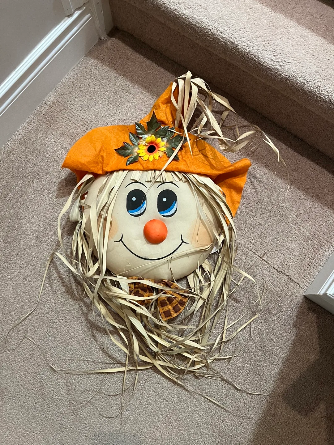 Adorable Scarecrow Face Fall Decor image indicator(2)