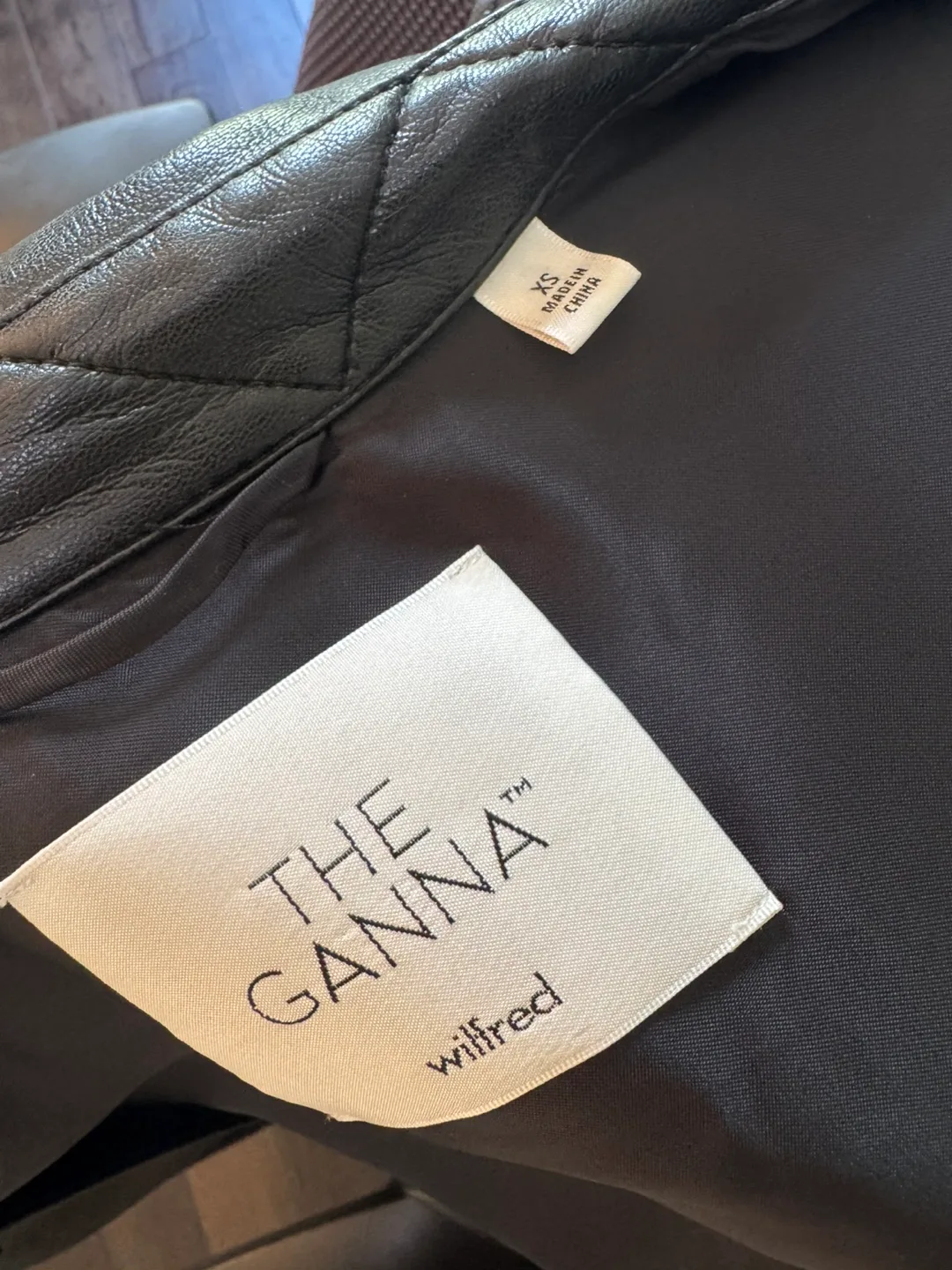 Wilfred The Ganna Black Jacket - Size XS image indicator(3)