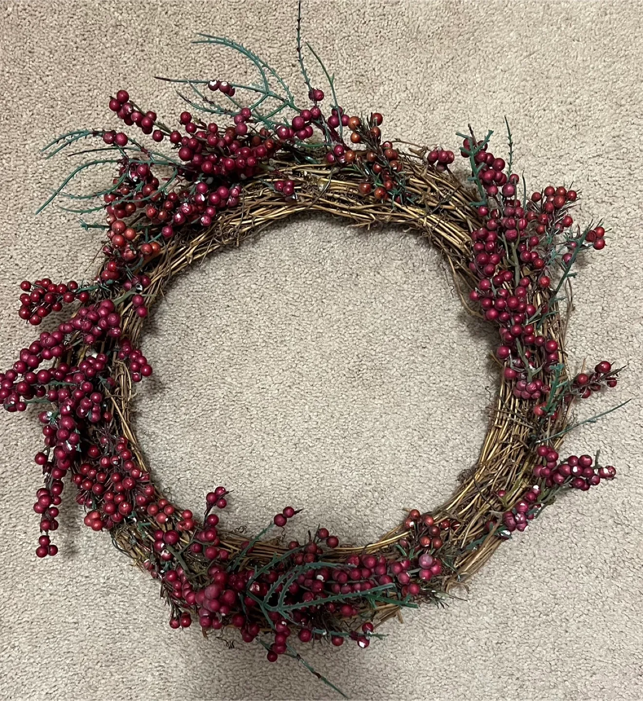 Beautiful Berry Wreath image indicator(2)