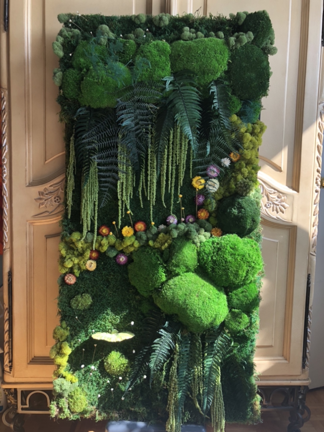 Gorgeous preserved moss wall art - photo 5