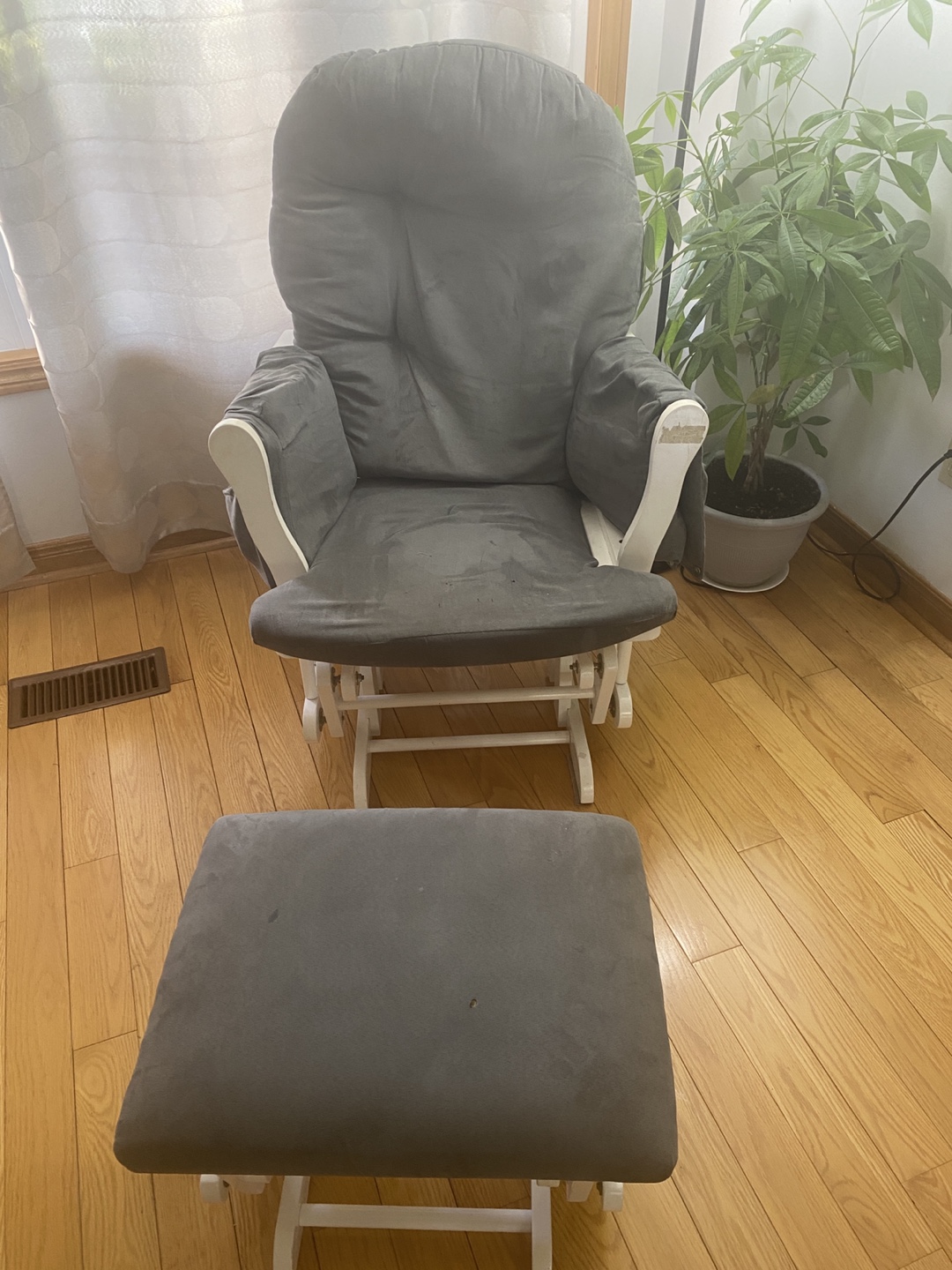 Glider Rocker with Ottoman - photo 2
