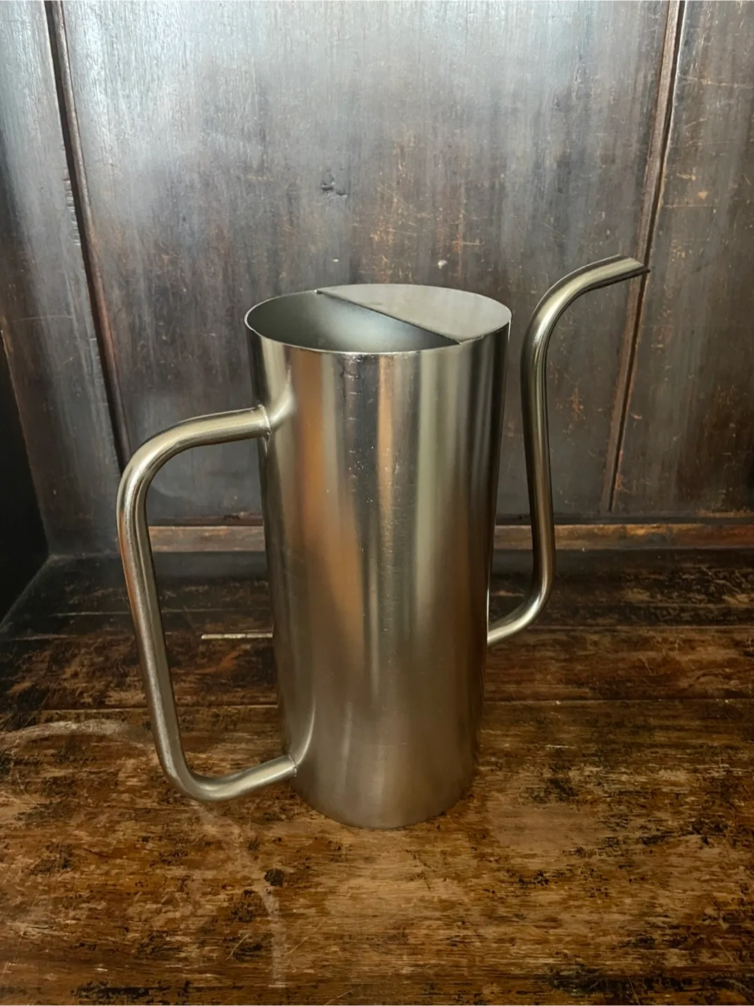 Heavy Handmade Steel Watering Pitcher image indicator(4)