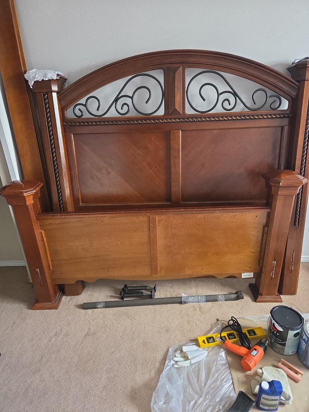 Queen-size Wooden Bed Frame with Ornate Headboard - photo 2
