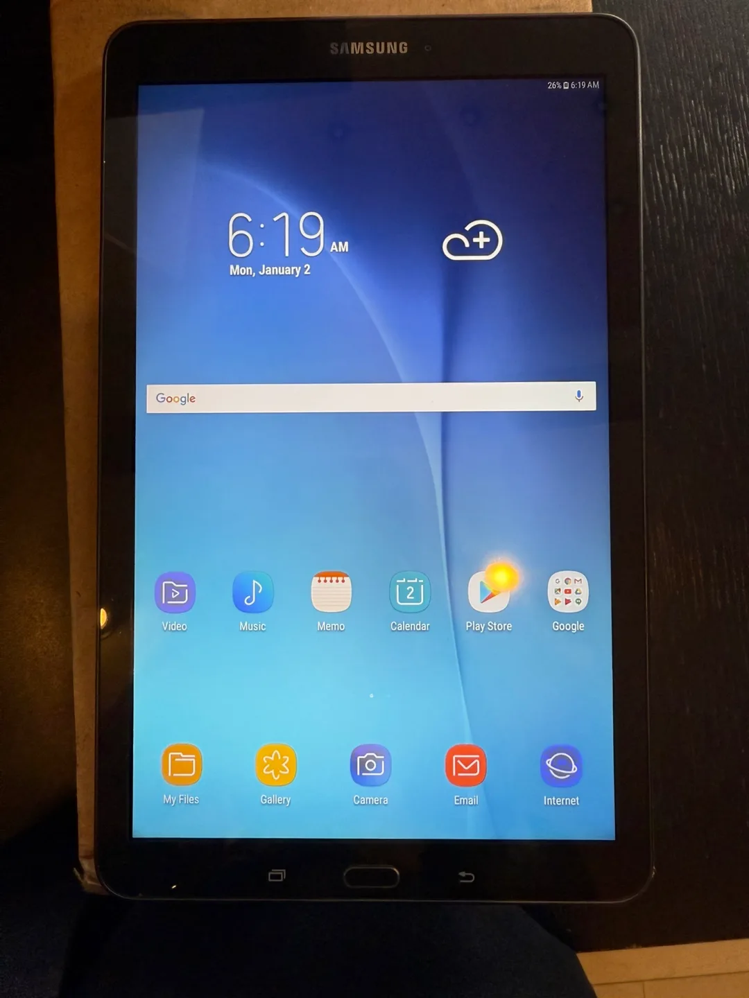 Samsung Galaxy Tab E SM-T560NU Android Tablet thumbnail