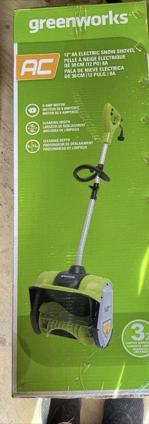 Greenworks 12" 8 Amp Electric Snow Shovel