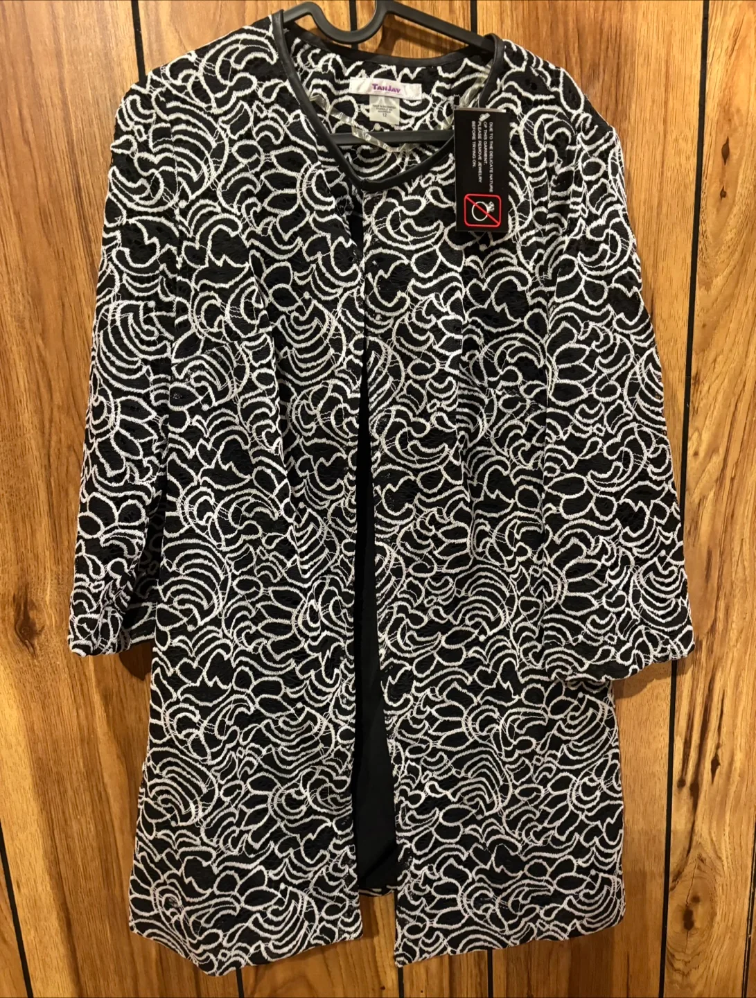 Tanjay cardigan (New) (Tags still attached) (Size 12) thumbnail