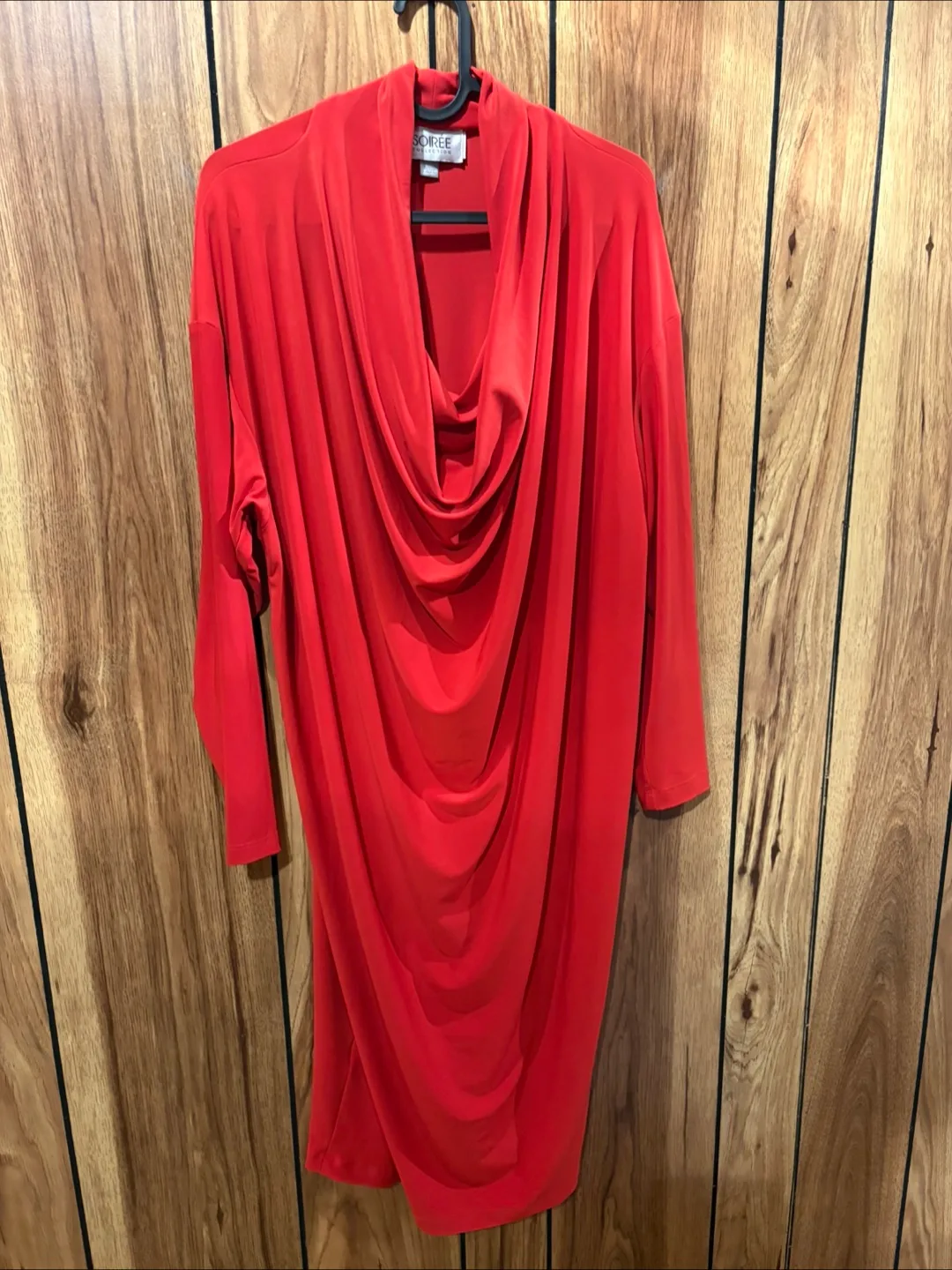 Soirée collection Dress (Never Worn) (Large) thumbnail