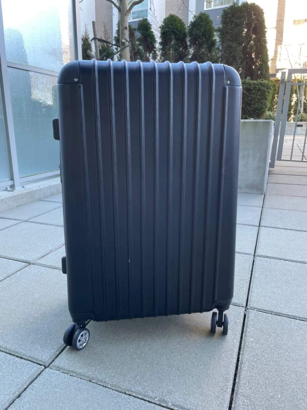 28” Black Suitcase with Spinner Wheels (with free luggage belt!) thumbnail