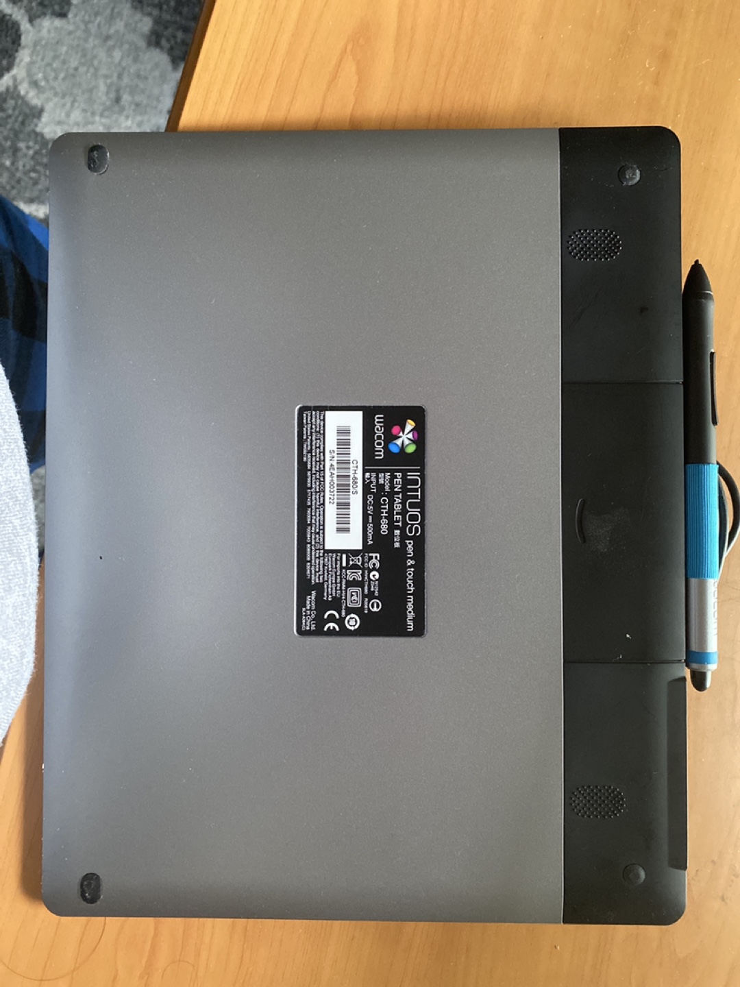 Wacom Intuos Pen & Touch Medium Tablet - photo 2