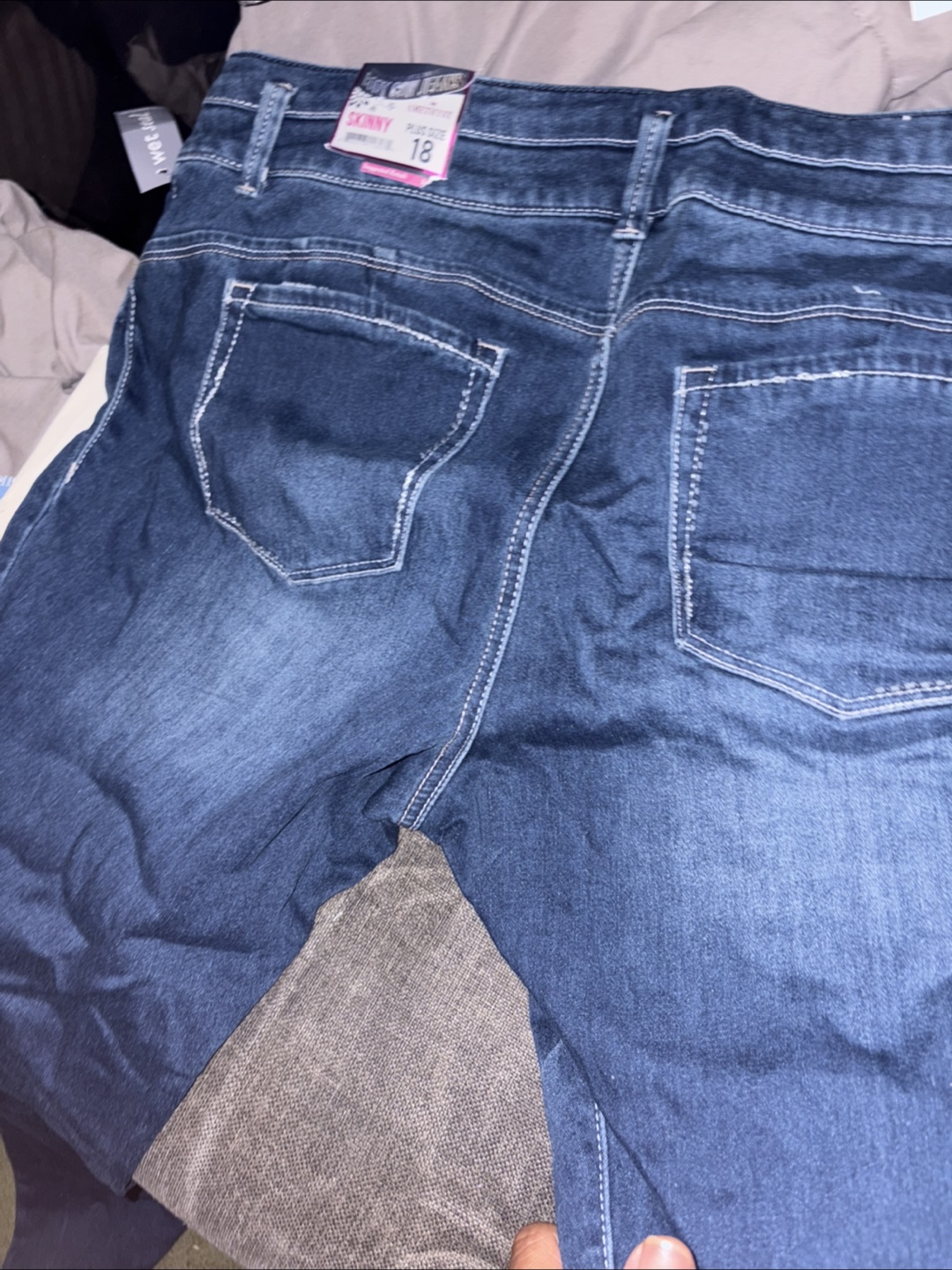 Amethyst Body Con Jeans - Size 18 - photo 5