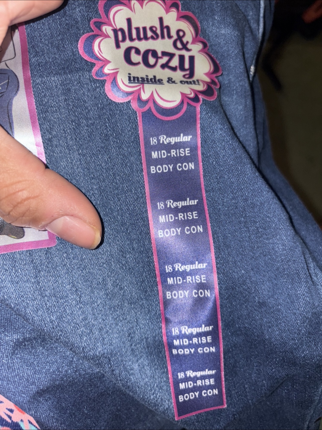 Amethyst Body Con Jeans - Size 18 - photo 3
