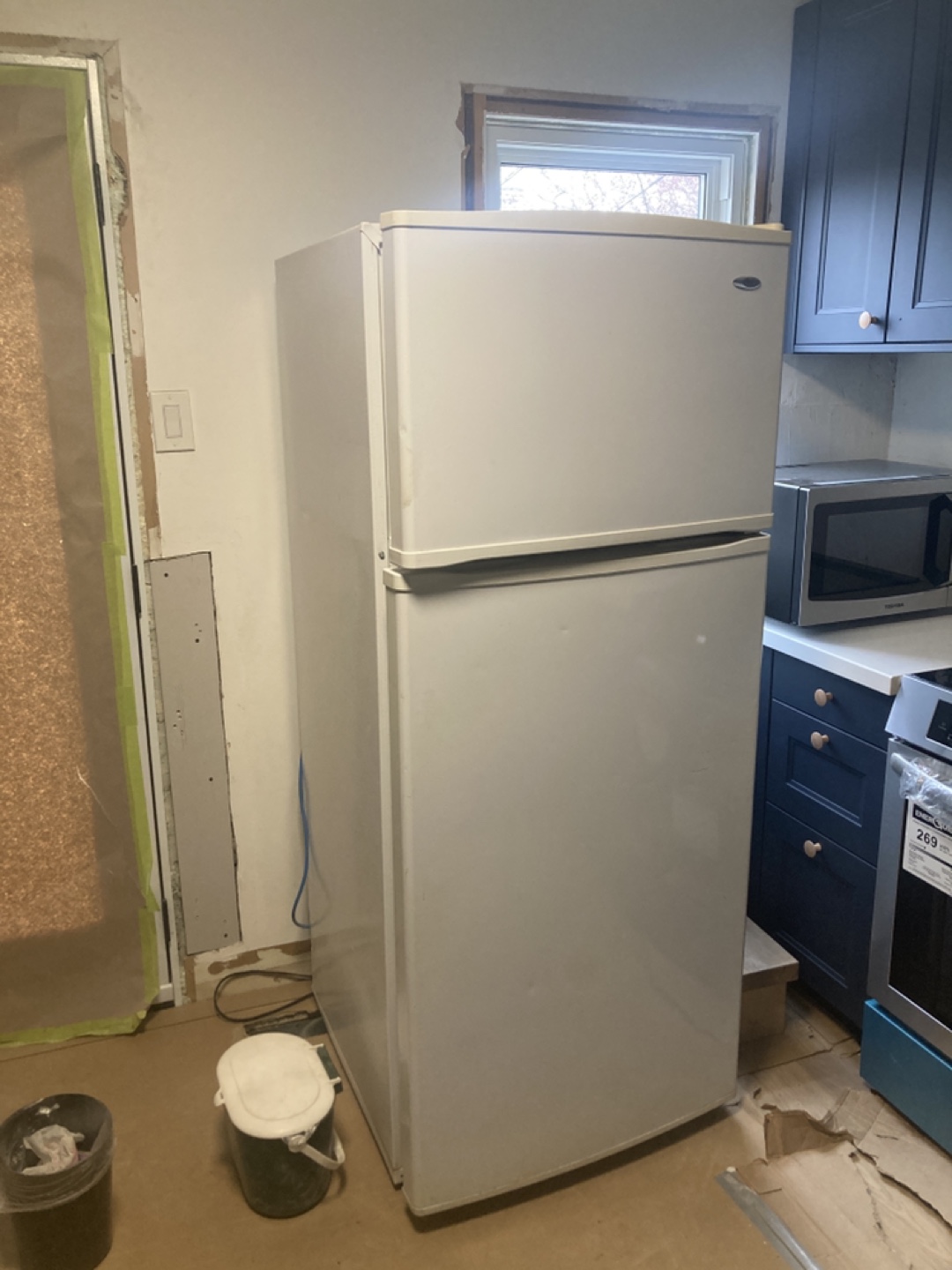 Amana Top Freezer Refrigerator