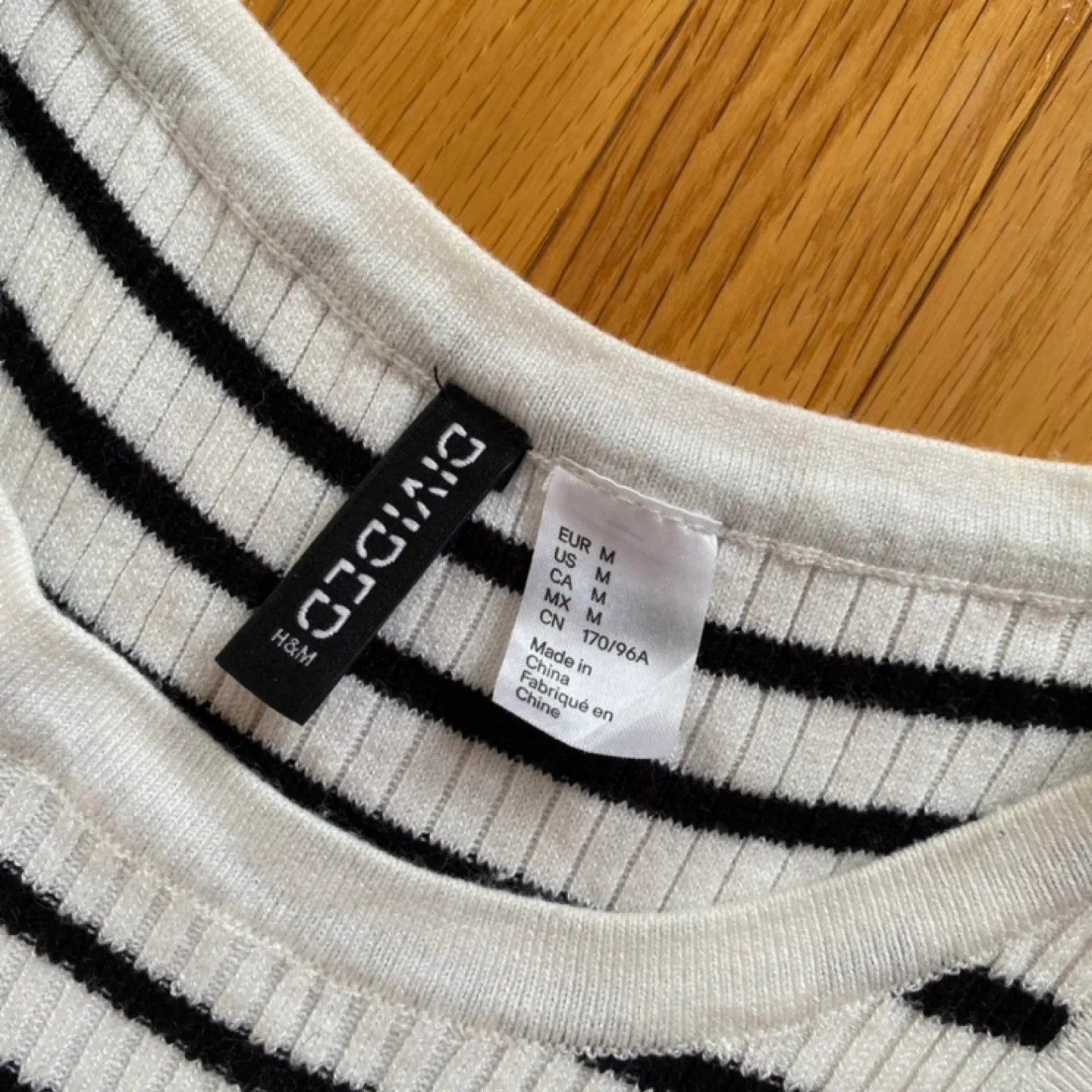 H&M Black and White Striped Knit Mini Dress image indicator(2)