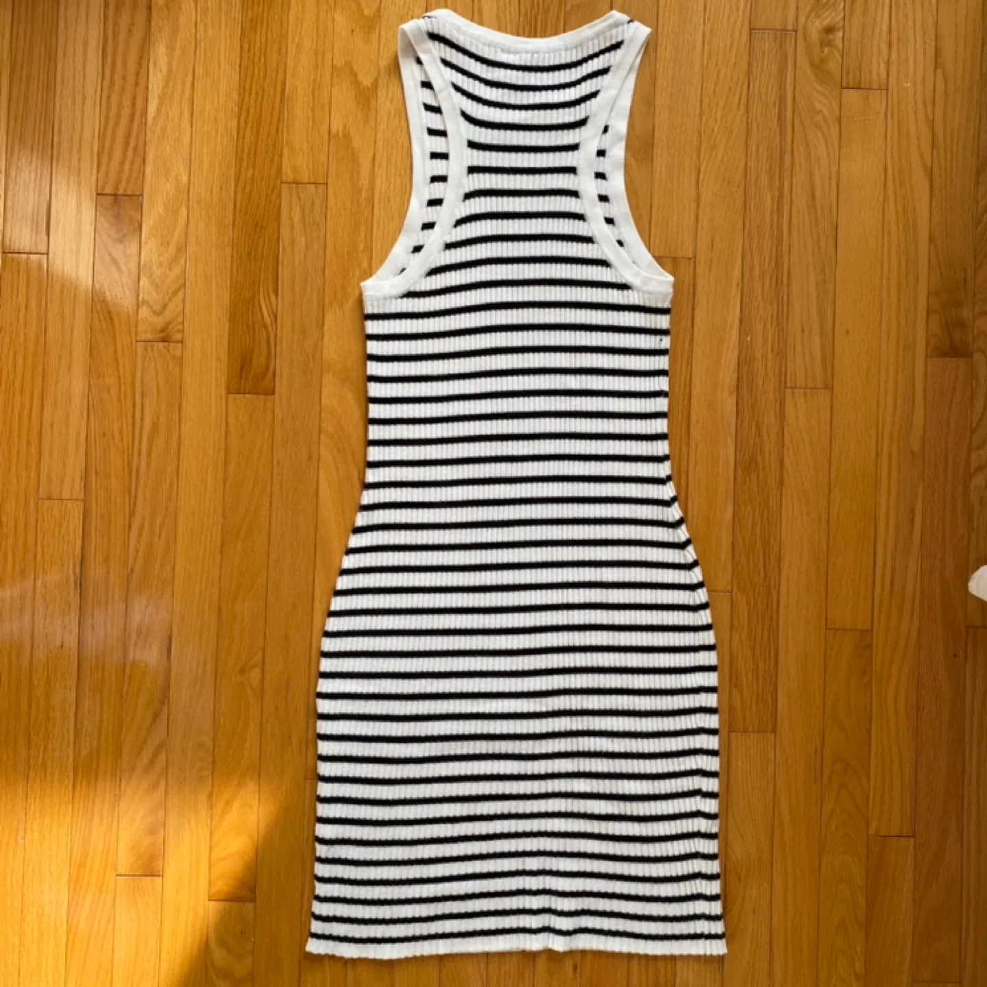 H&M Black and White Striped Knit Mini Dress image indicator(4)
