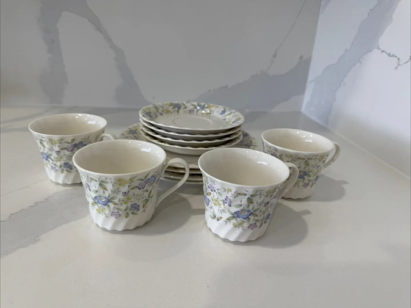 Vintage Teacup and Saucer Set plus Dessert plate image indicator(4)