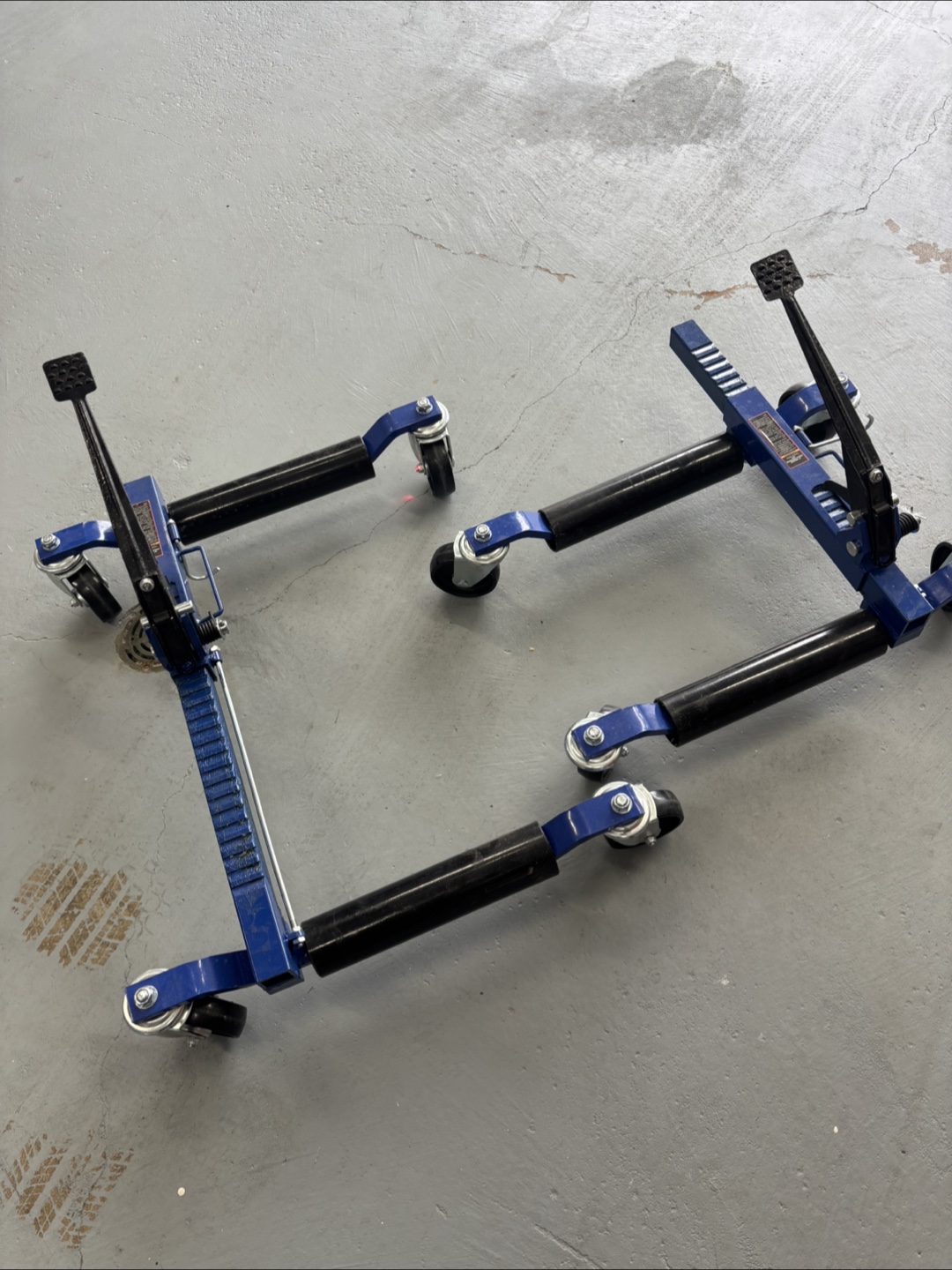 Heavy-Duty Car Dolly - 1250 lbs Capacity - photo 3