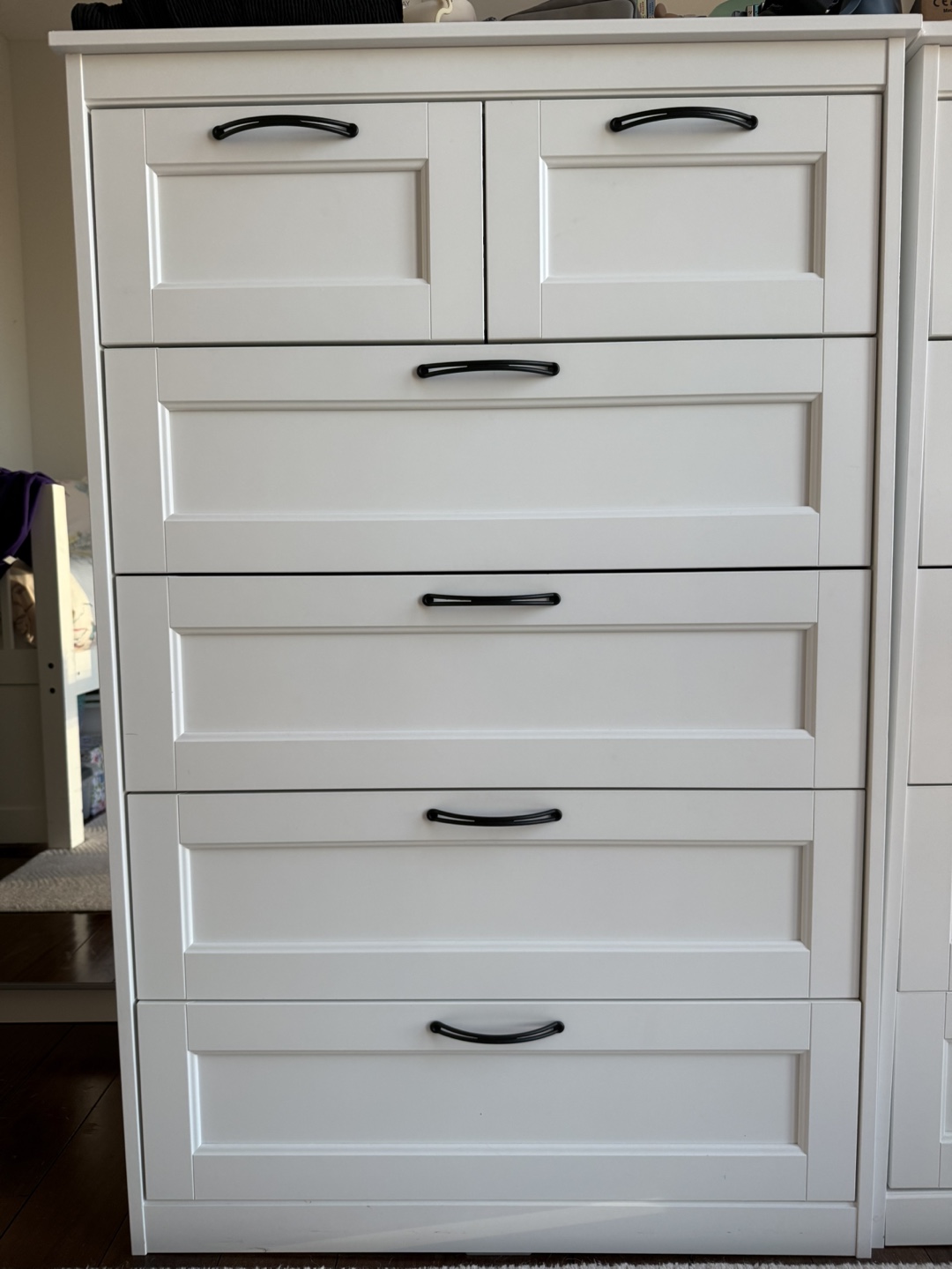 White 6-Drawer Dresser