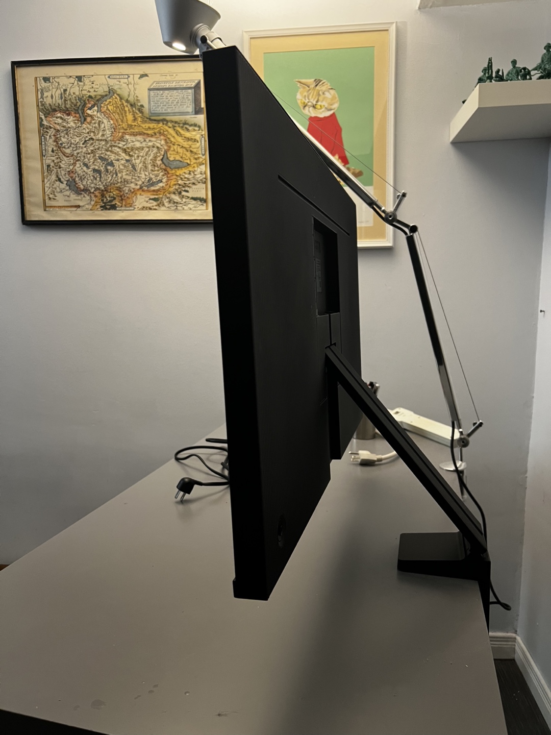 Samsung 32” 4K UHD Monitor - Great Condition - photo 5
