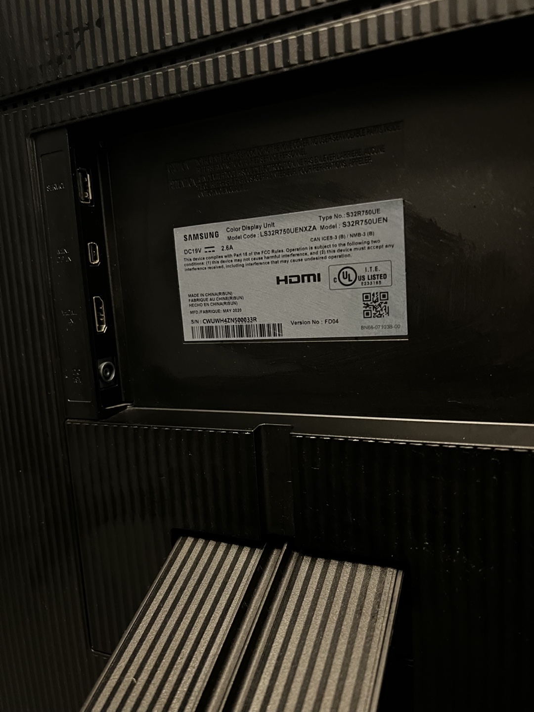 Samsung 32” 4K UHD Monitor - Great Condition - photo 3