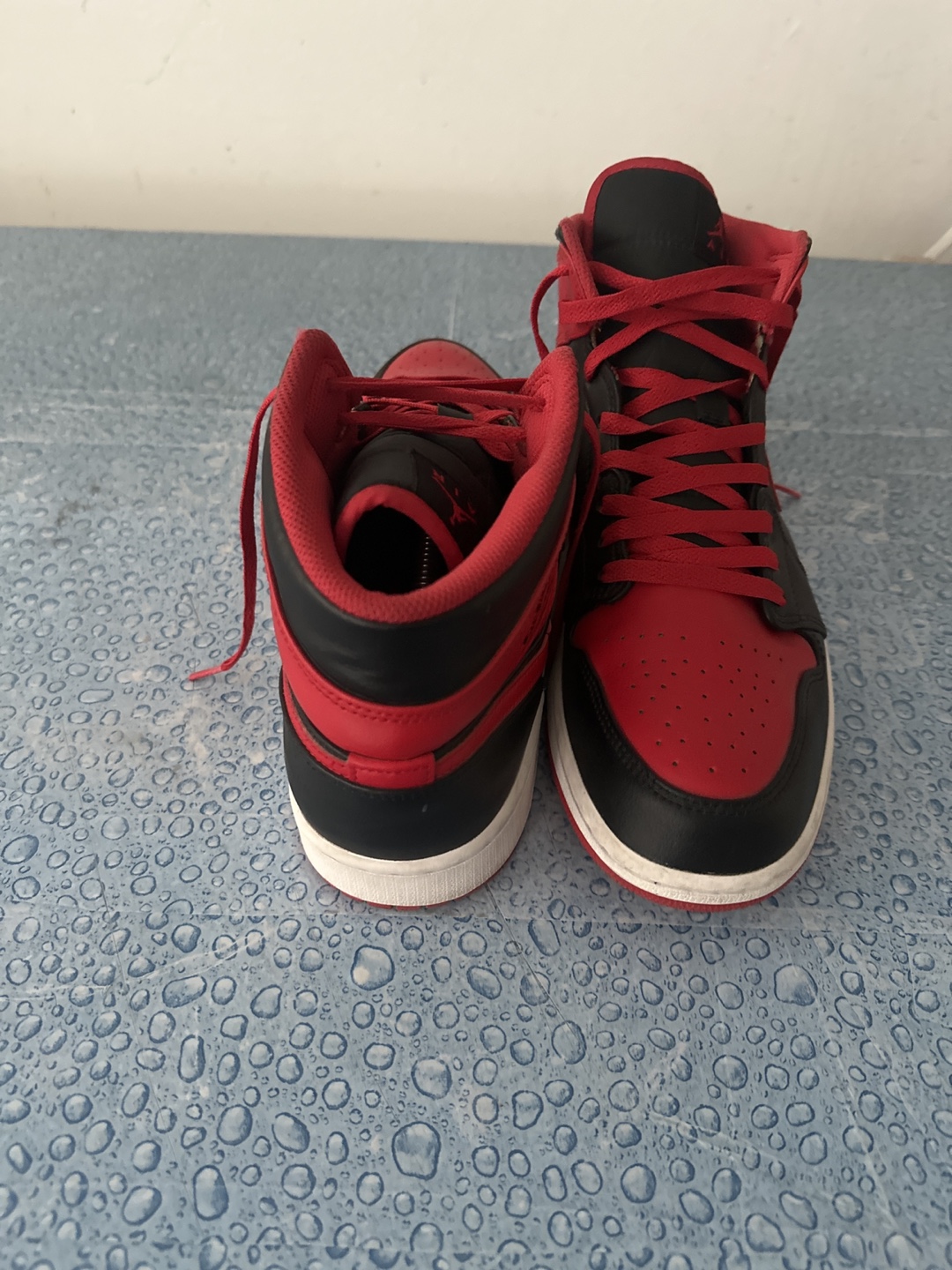 Jordan 1 mids red,black,white - photo 5