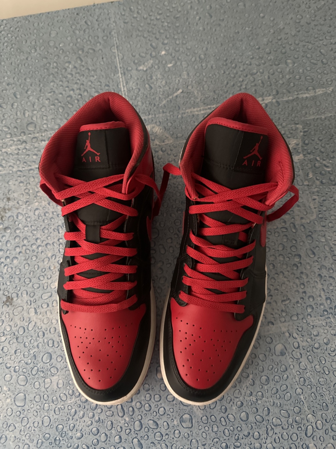 Jordan 1 mids red,black,white - photo 2