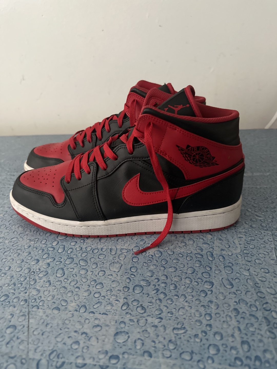 Jordan 1 mids red,black,white - photo 3