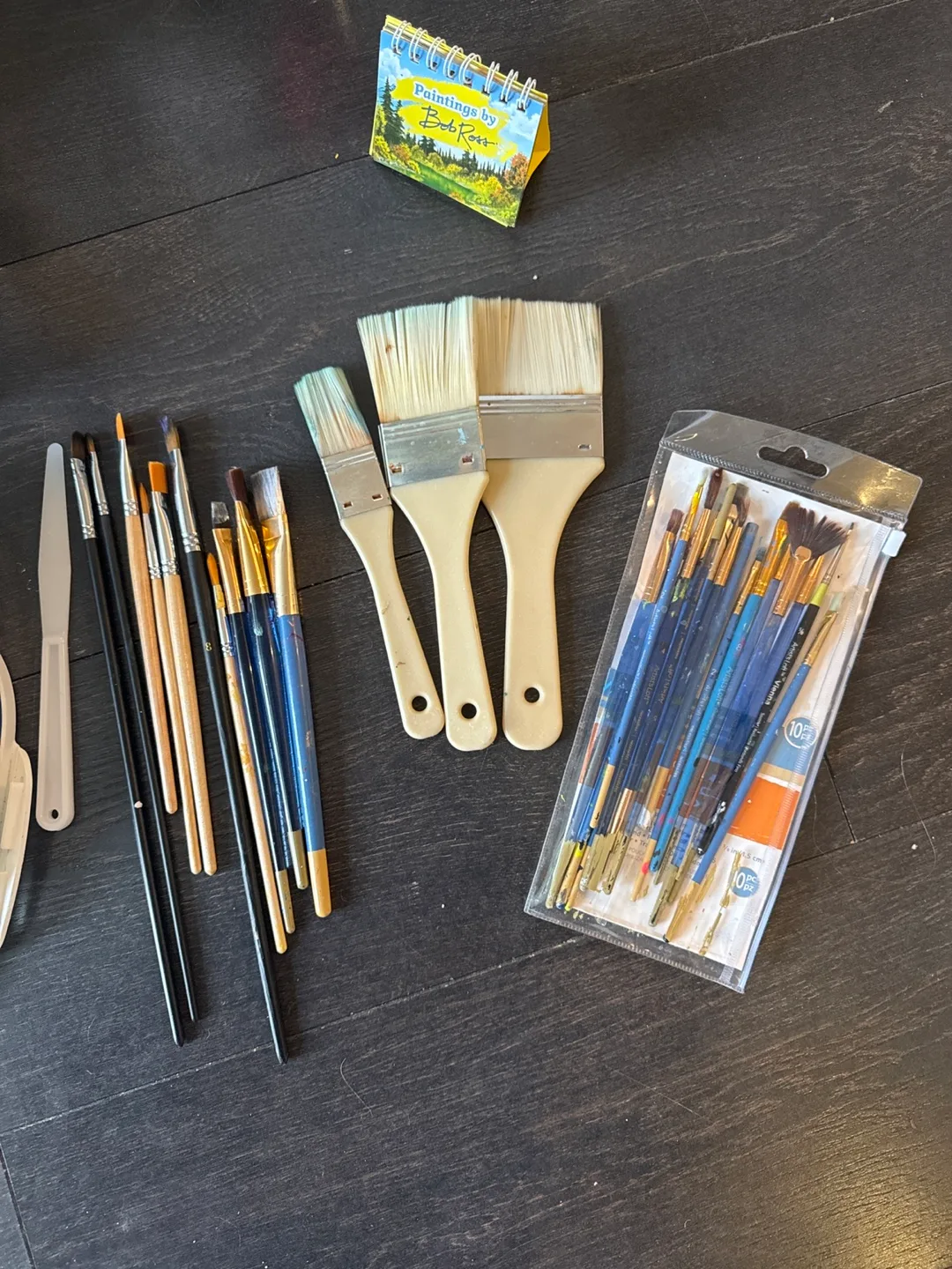 Painting Accessories with Easel & Supplies image indicator(3)