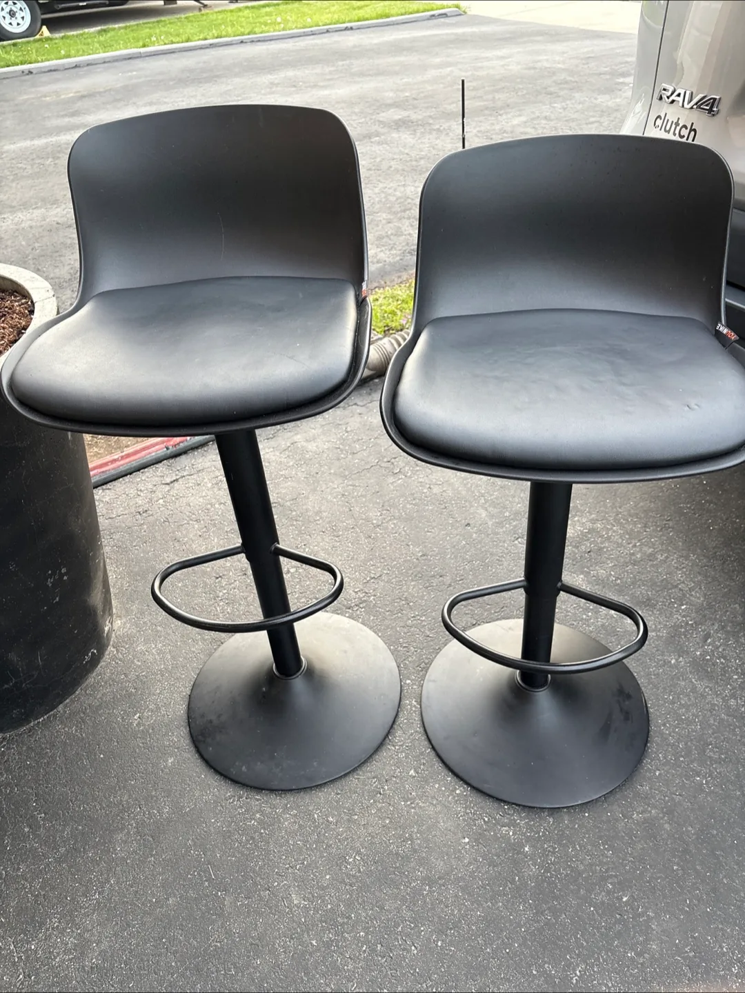 Pair of Black Swivel Bar Stools -Younike thumbnail