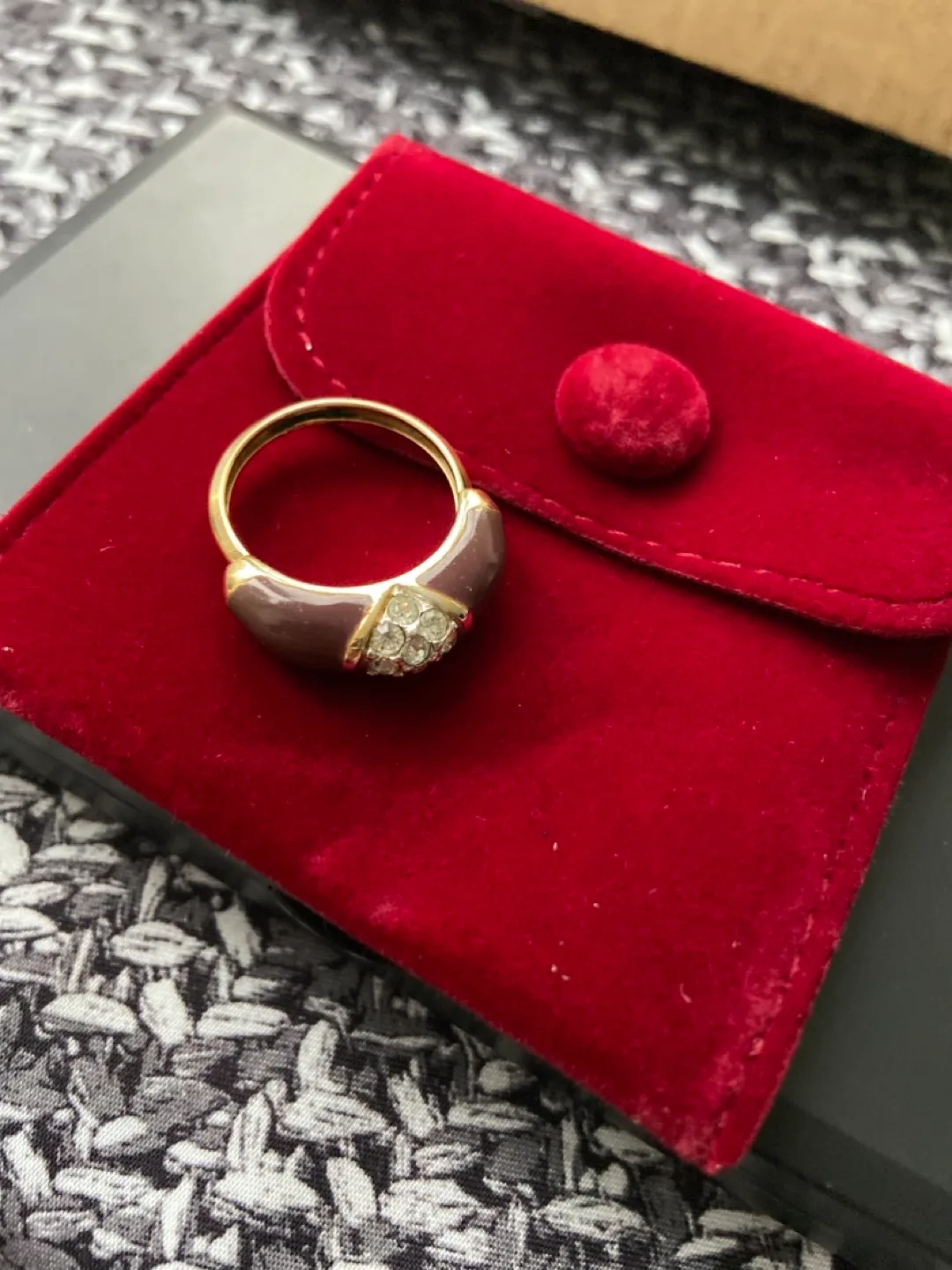 12k Solid Gold Ring with Purple Enamel and Clear Crystalls thumbnail