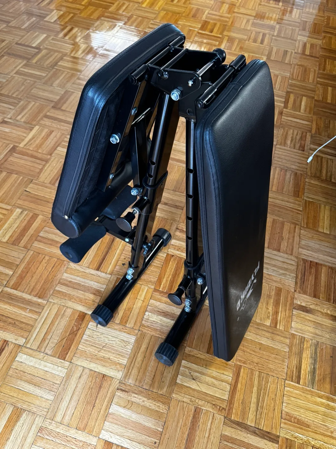 Flybird Adjustable Weight Bench image indicator(2)