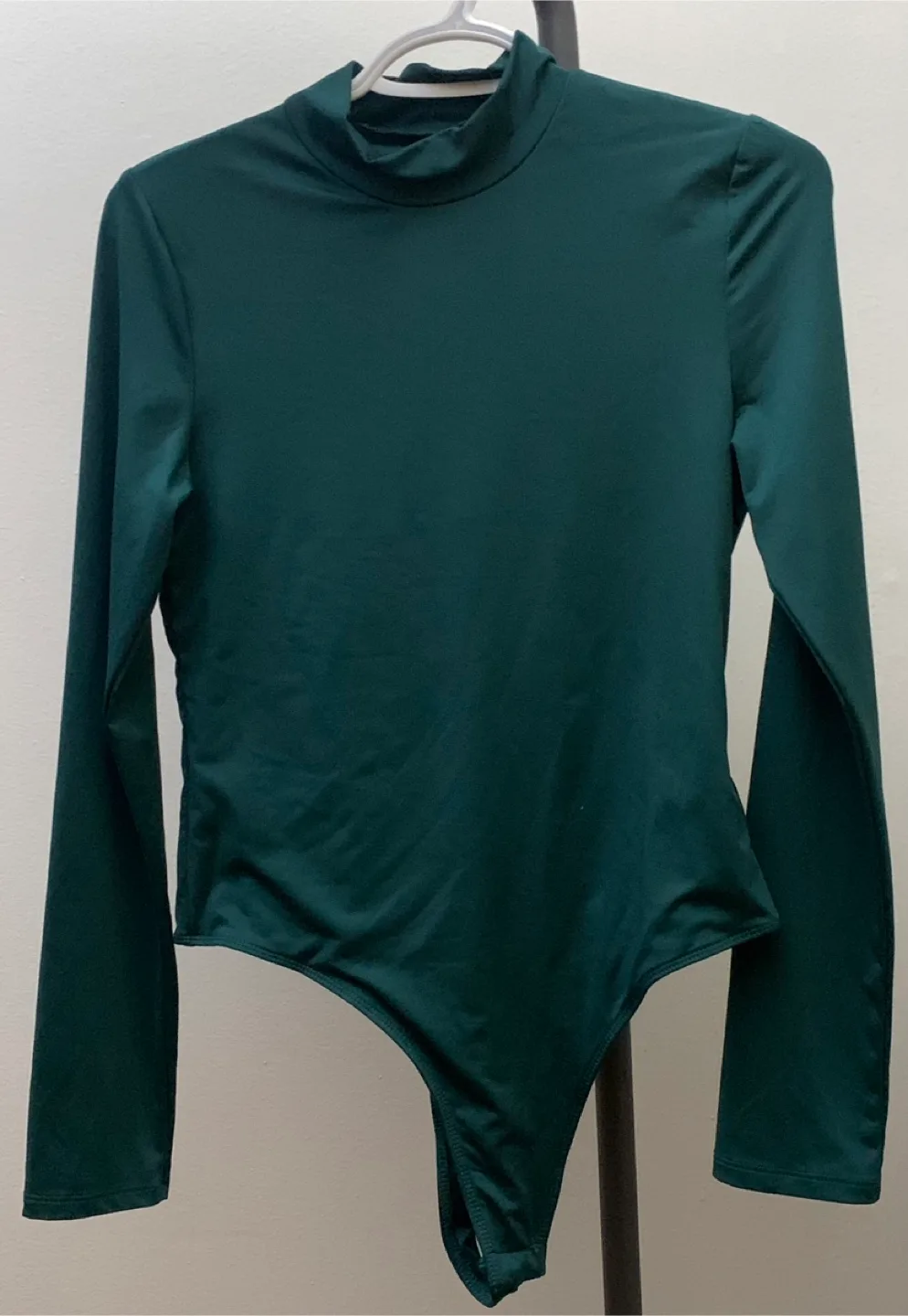 Forever 21 - SW Contour Long sleeve fitted Bodysuit - Green thumbnail