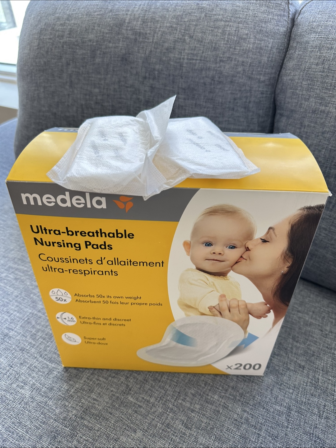 Medela Ultra-Breathable Nursing Pads (150 count)
