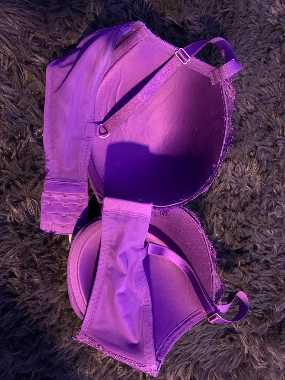 Victoria's Secret Purple Lace Bra 38DD image indicator(3)