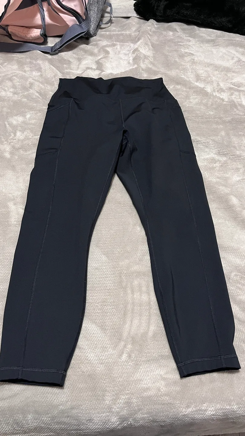 Reebok Black Leggings with Pockets - Size Large image indicator(2)
