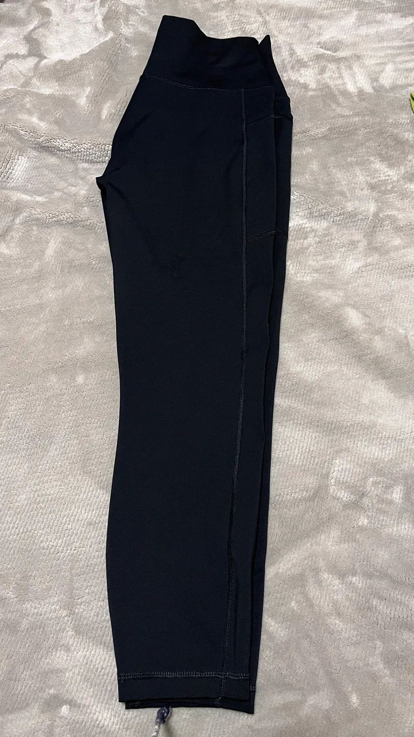 Reebok Black Leggings with Pockets - Size Large image indicator(5)