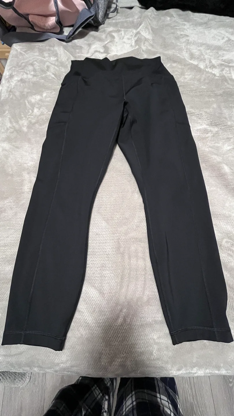 Reebok Black Leggings with Pockets - Size Large image indicator(4)