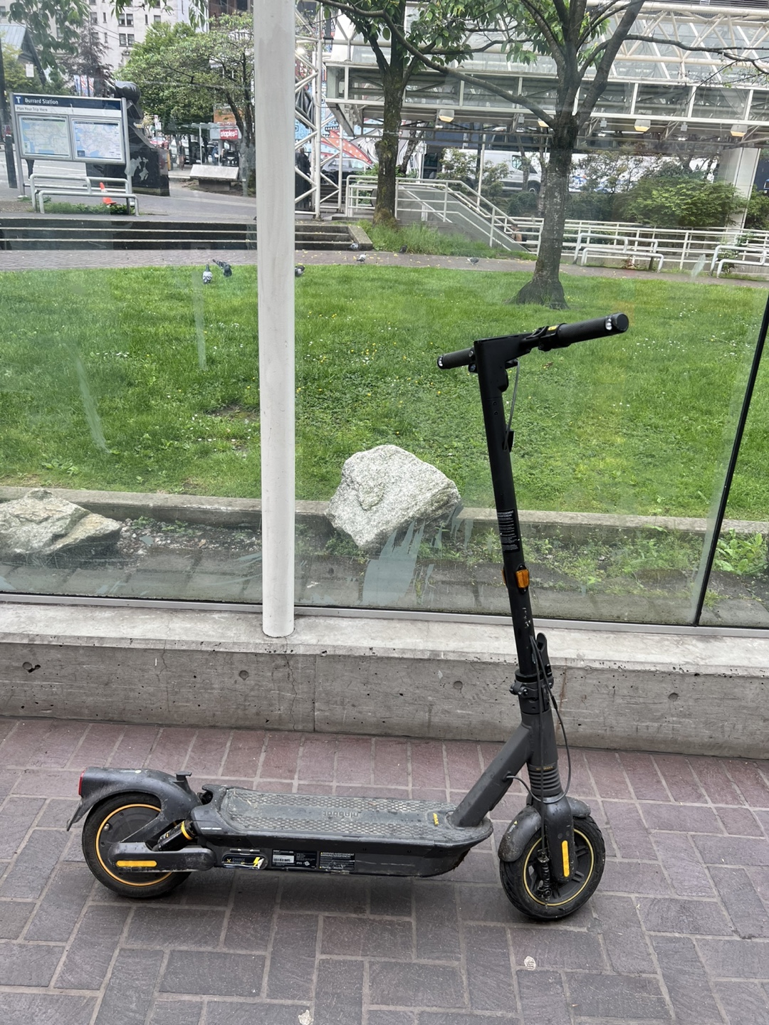 Ninebot Kickscooter MAX G2 - photo 2