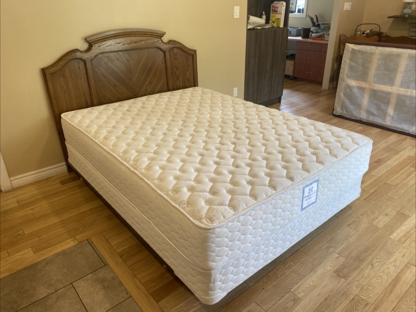 Queen Bed Set with Sealy Mattress  (CAN DELIVER)