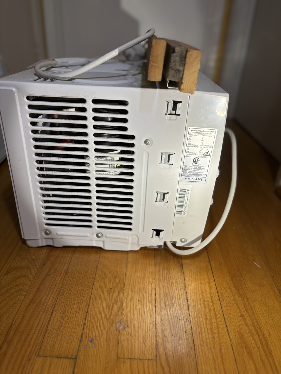 Pair of Used Window Air Conditioners - Toshiba & Vissani - photo 3