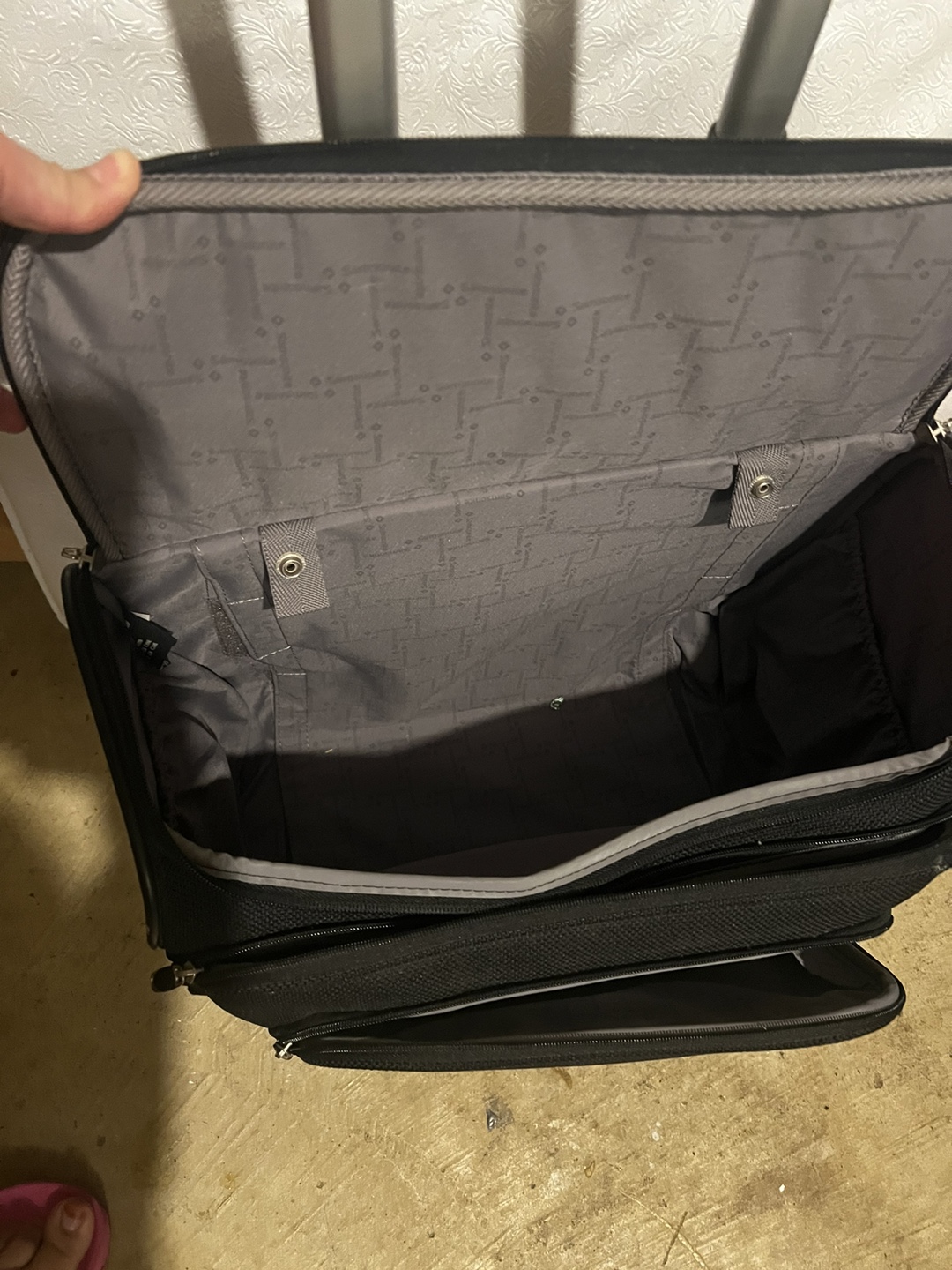 Samsonite Rolling Carry-On Suitcase - photo 2