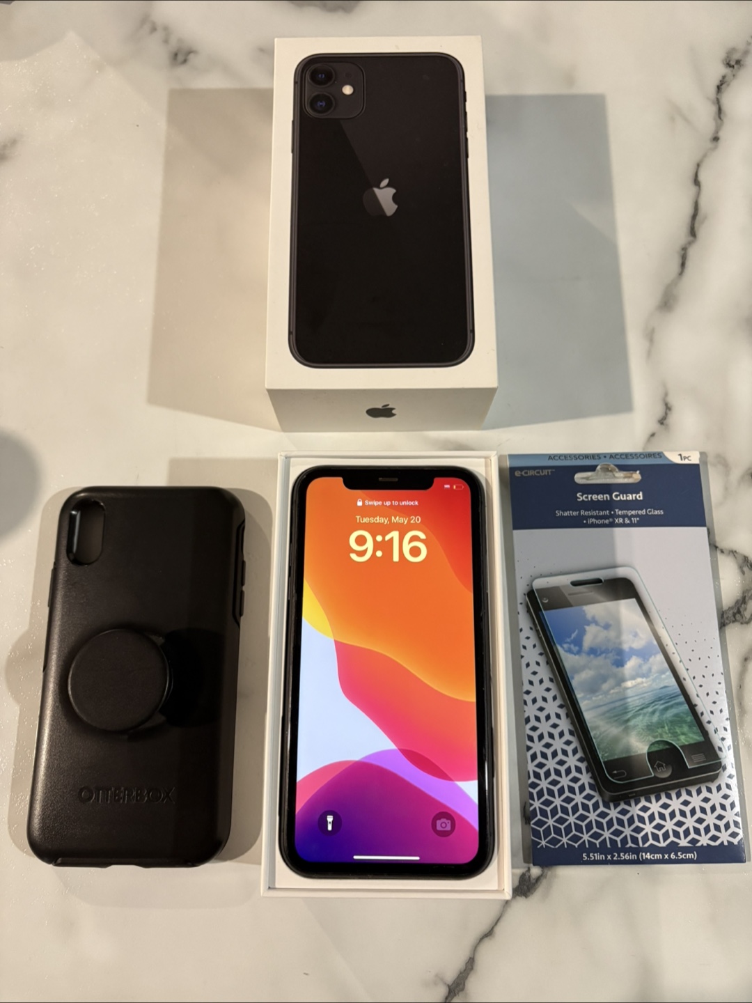Apple IPhone 11 64GB Black Unlocked- w/ extra accessories