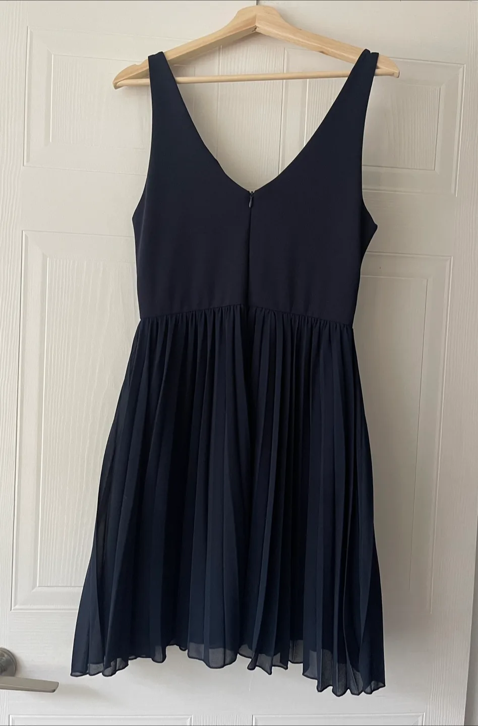 Wal G Navy Blue Sleeveless Evening Cocktail Dress size 10 image indicator(4)